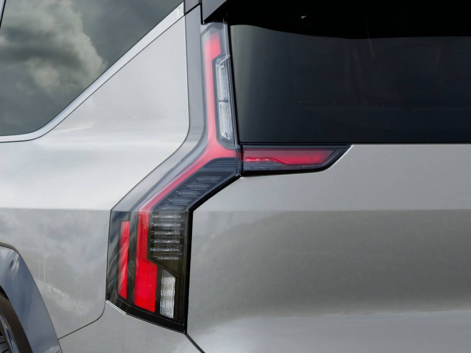 New 2026 IVORY SILVER Kia Land image 11