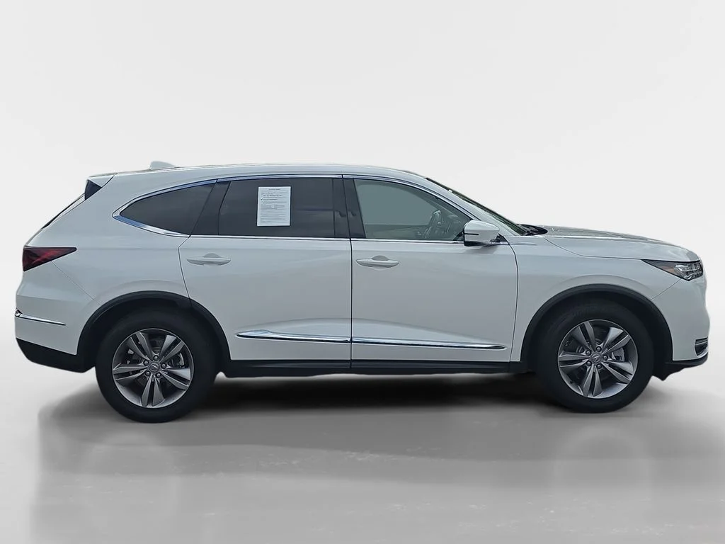 Certified Used 2026 Platinum White Pearl Acura Base image 9