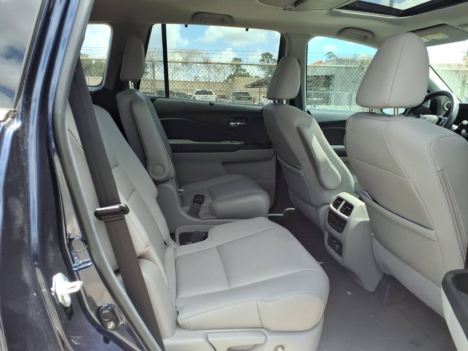 2022 Honda Pilot Touring 7-Passenger Blue at AutoNation Chrysler Jeep Dodge Ram Spring