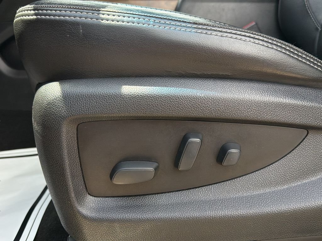Used 2018 Black GMC Denali image 23