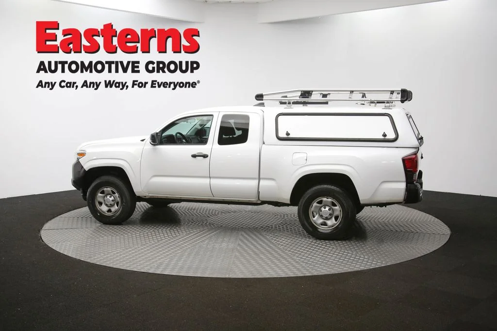 Used 2019 White Toyota SR image 57