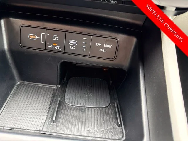 Certified Used 2025 Silver Hyundai SEL image 13