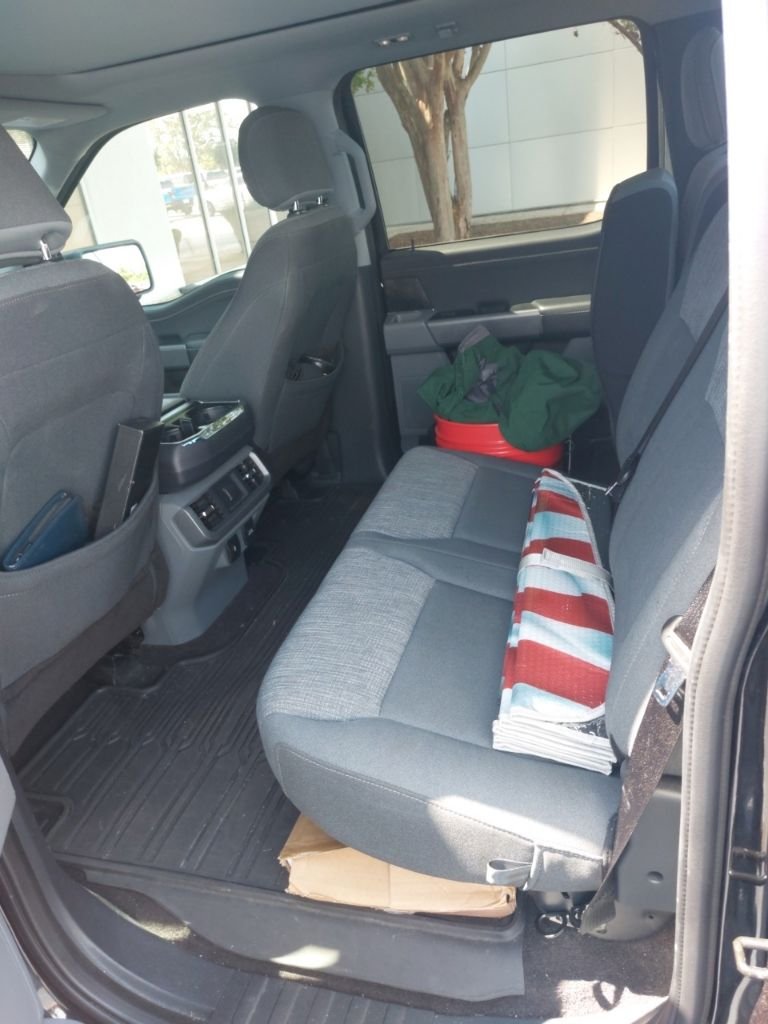 Used 2021 Black Ford XLT image 14