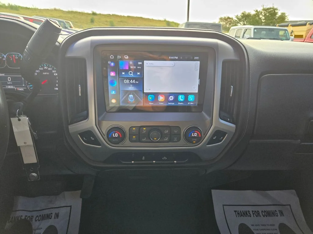 Used 2018 Silver Chevrolet LTZ image 19