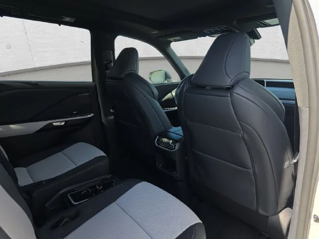 New 2026 Wind Chill Pearl Lexus F SPORT PERFORMANCE LUXURY AWD image 11