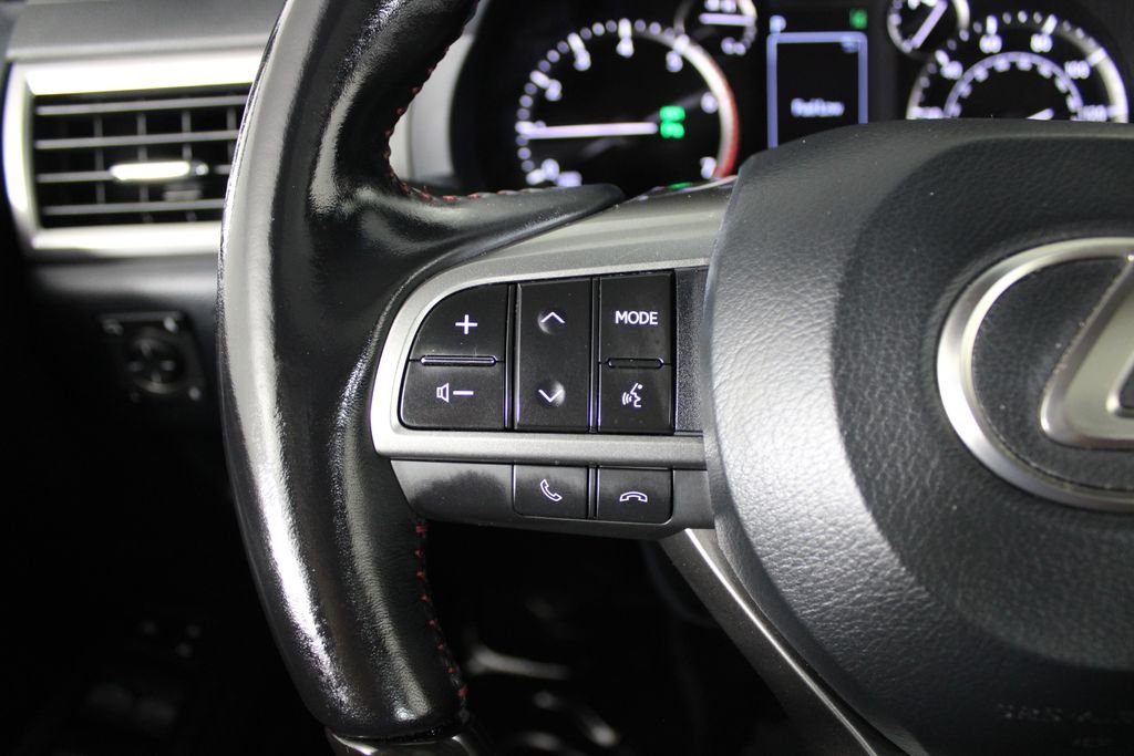 Used 2022 Silver Lexus 460 image 26