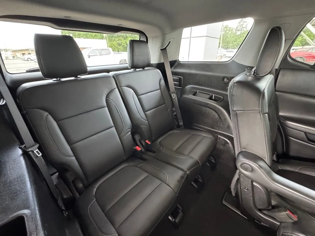 Used 2018 Silver GMC SLT-1 image 27