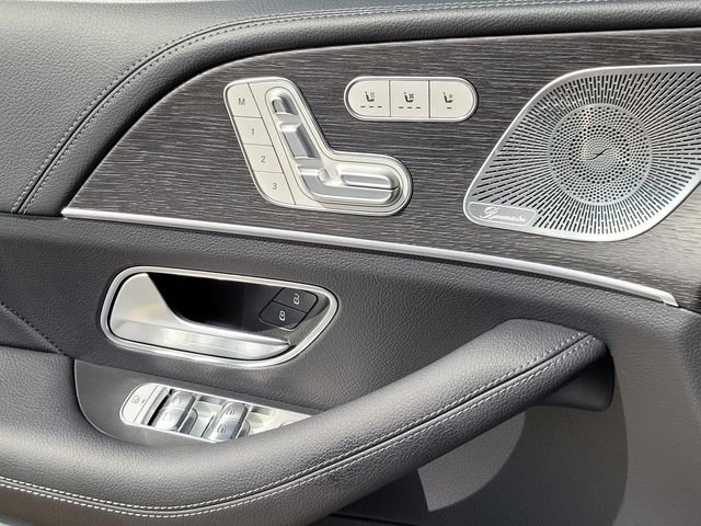 New 2025 MANUFAKTUR Alpine Grey Mercedes-Benz GLS 450 image 25