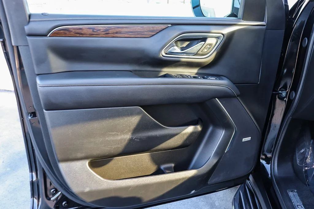Used 2024 Black Chevrolet Premier image 23