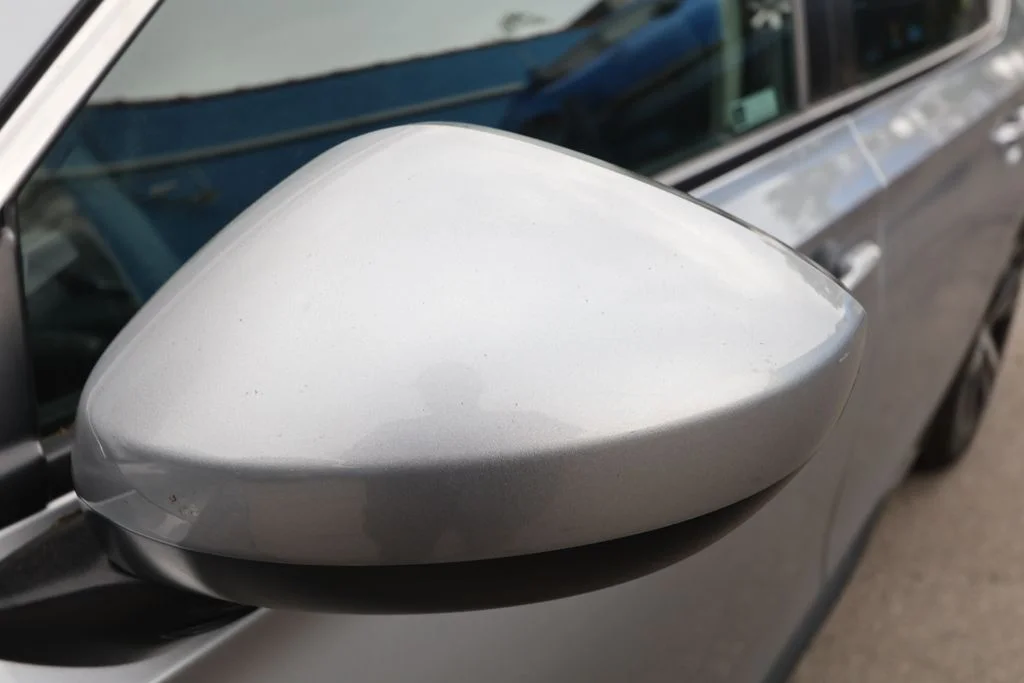 Certified Used 2024 Lunar Silver Metallic Honda LX image 14