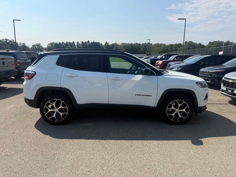Used 2024 White Jeep Limited image 13