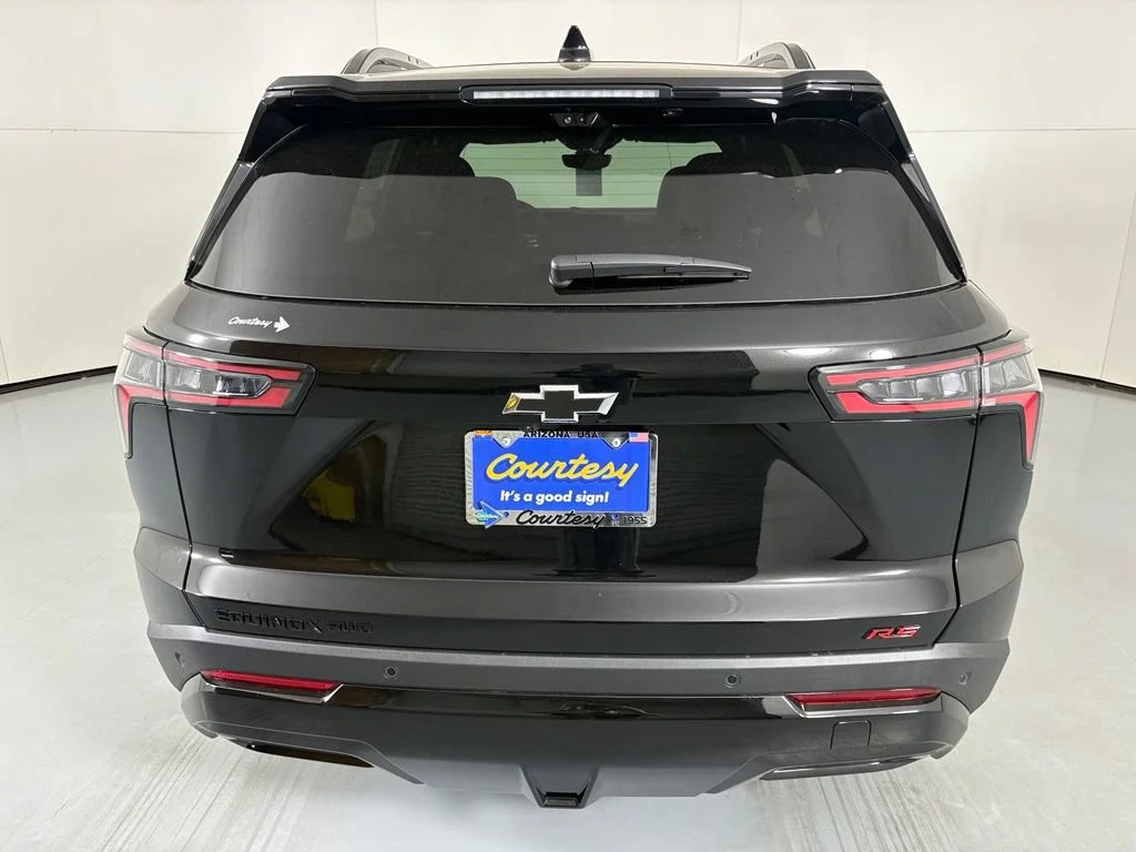 2027 Chevrolet Equinox RS - Photo 8