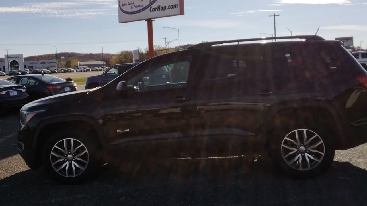 2017 Gmc Acadia SLE photo 4