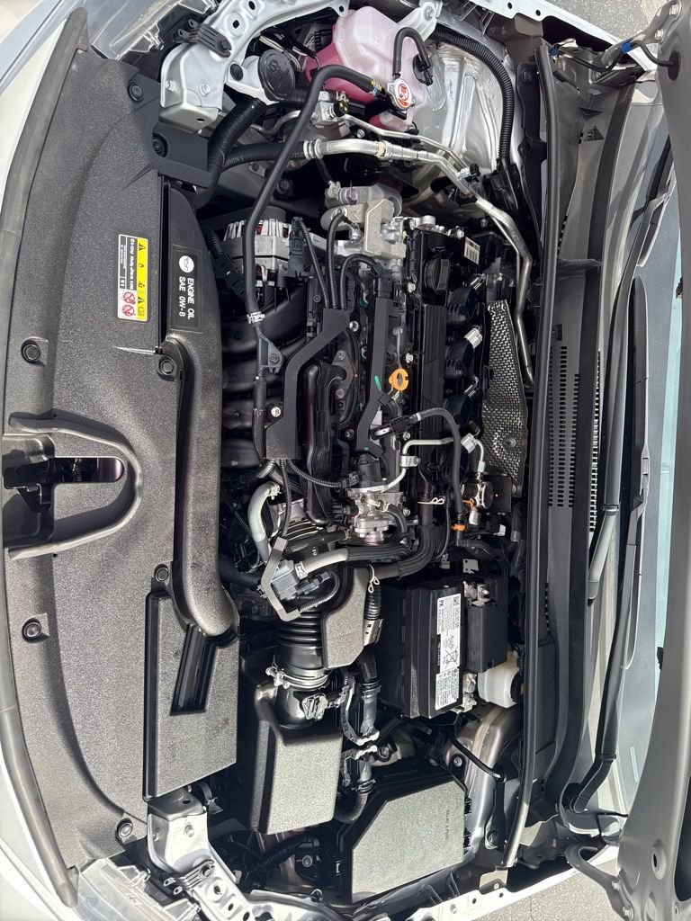 2025 Toyota Corolla LE - Photo 18