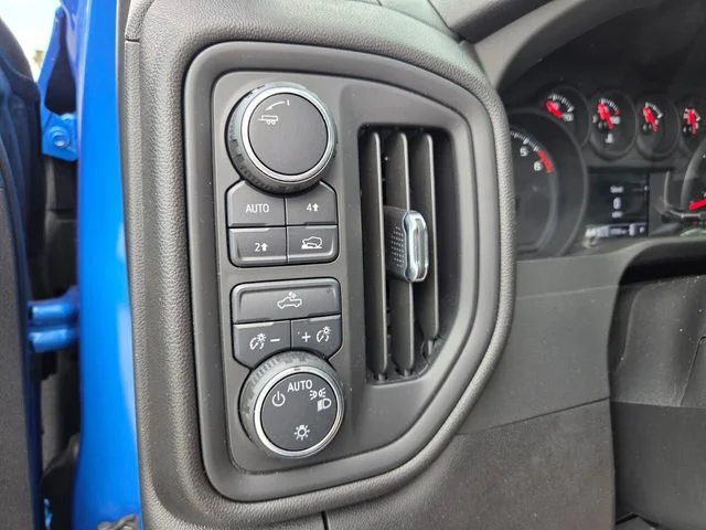 2025 Chevrolet Silverado 1500 Custom - Photo 25