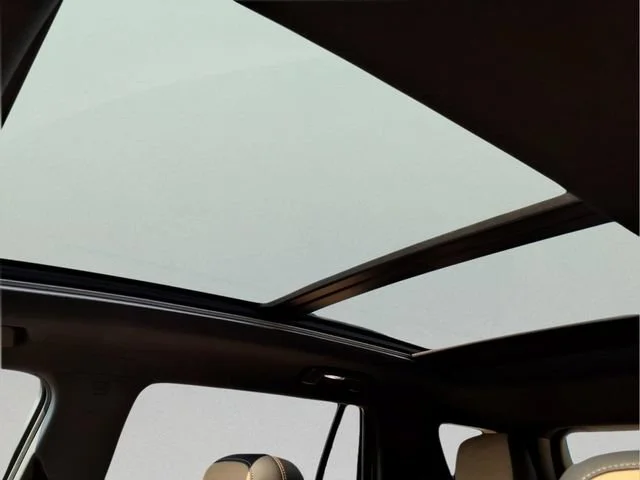 New 2027 Polar White Tricoat Chevrolet ACTIV image 17