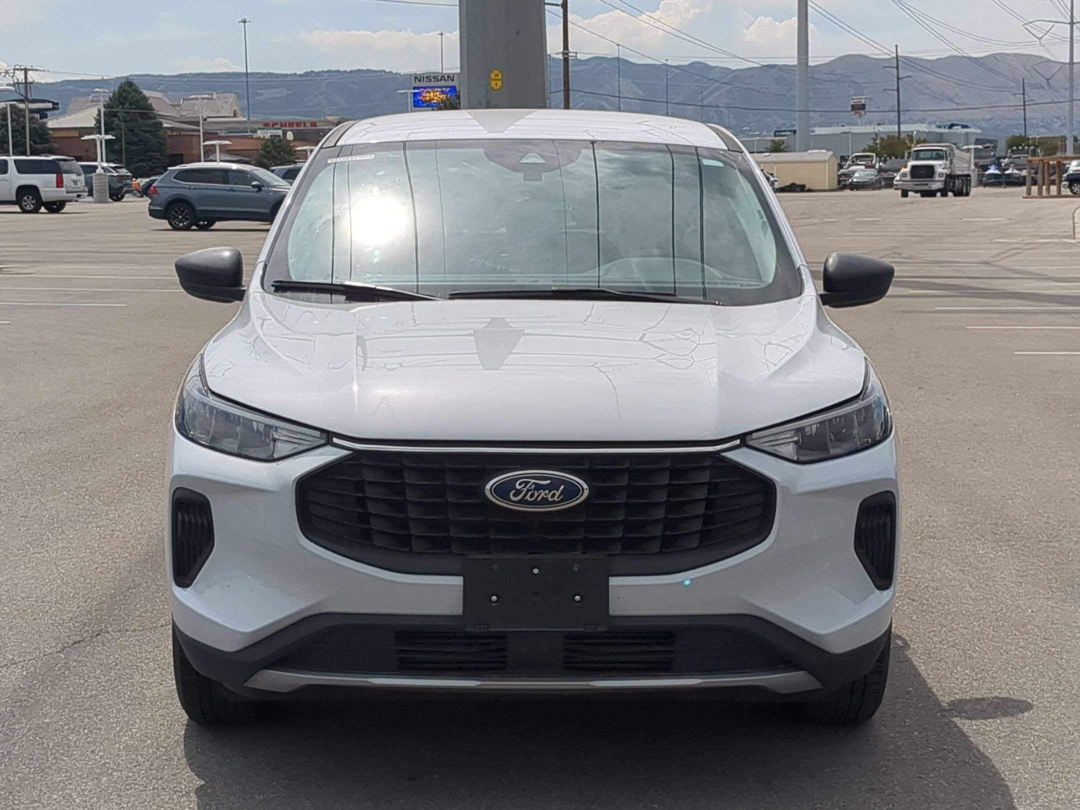 Used 2025 Silver Metallic Ford Active image 9