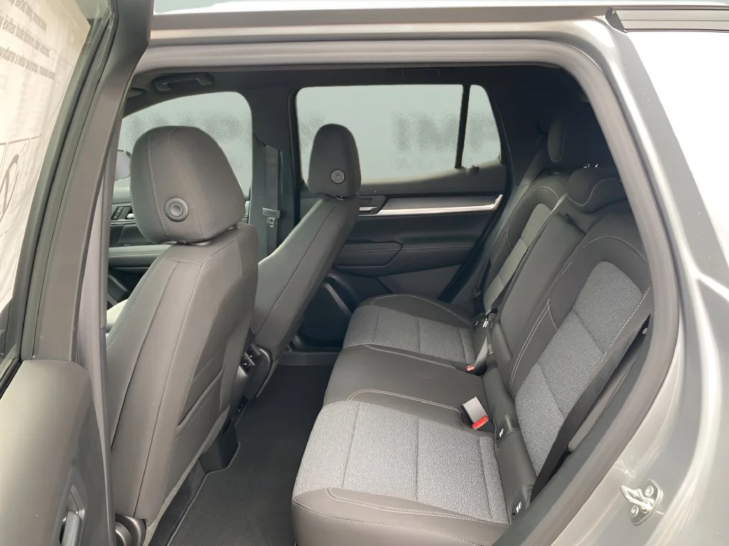 New 2027 Sterling Metallic GMC Elevation image 12