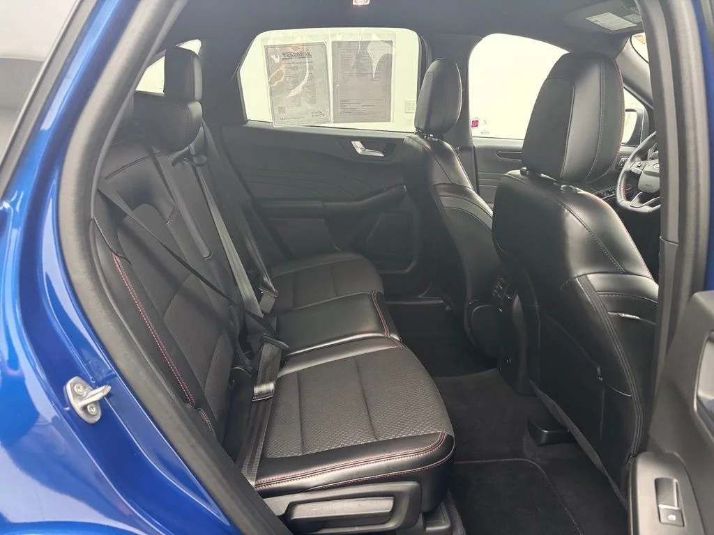 Used 2023 Blue Ford ST-Line Elite image 39