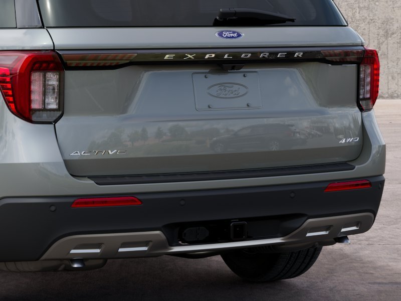 New 2027 Avalanche Gray Ford Active image 23
