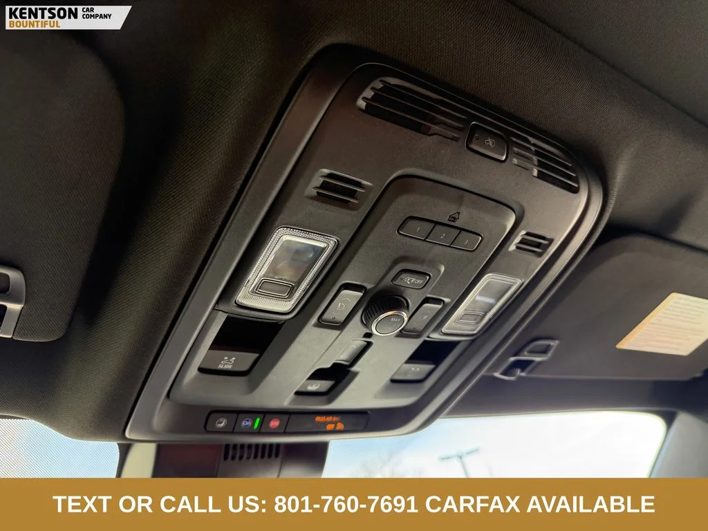 2024 GMC Yukon Denali Ultimate - Photo 30