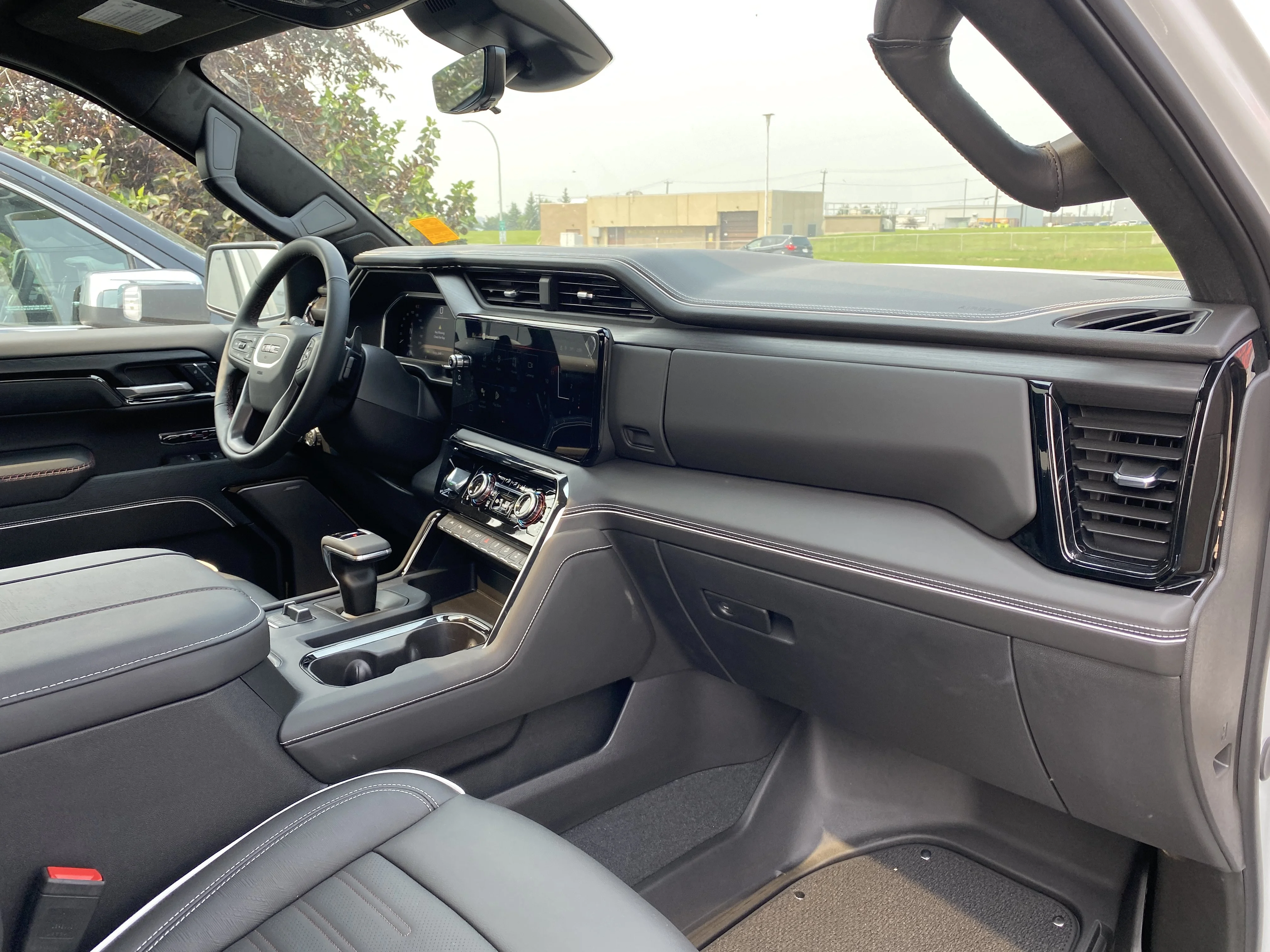 New 2026 Summit White GMC AT4X image 28