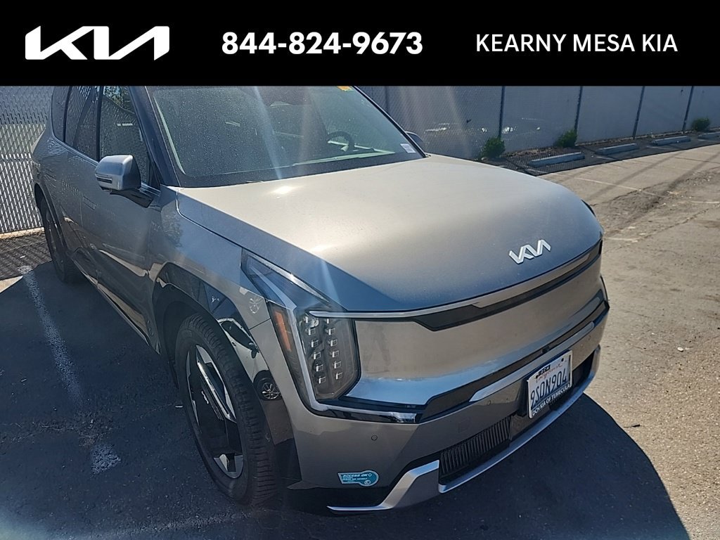 Certified Used 2024 Pebble Kia Land image 1