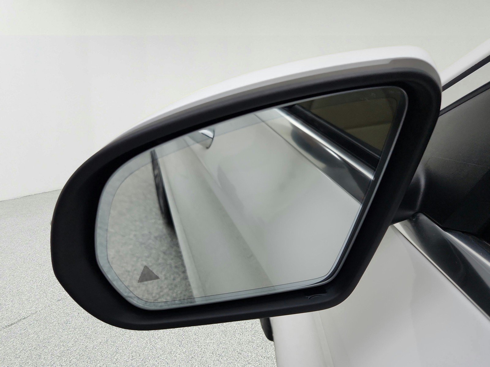 Used 2021 Polar White Mercedes-Benz C 300 image 22
