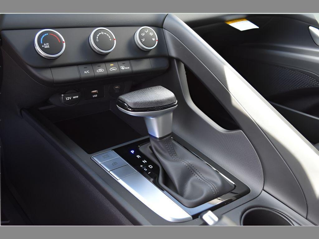 New 2026 Serenity White Hyundai SE image 25