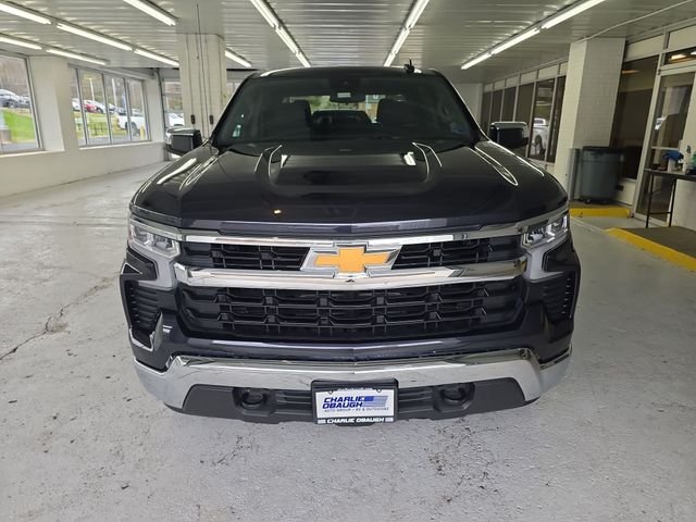 Used 2024 Gray Chevrolet LT image 8