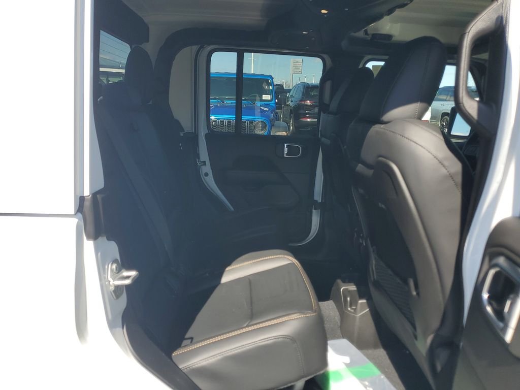 New 2026 Bright White Clearcoat Jeep Sahara image 26