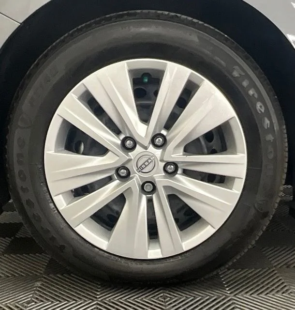 Used 2025 Gray Nissan S image 26