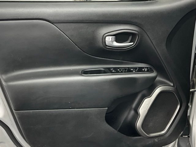 2020 Jeep Renegade Limited - Photo 10