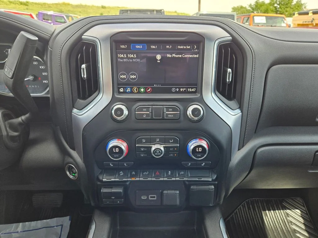 Used 2021 Red GMC Elevation image 23