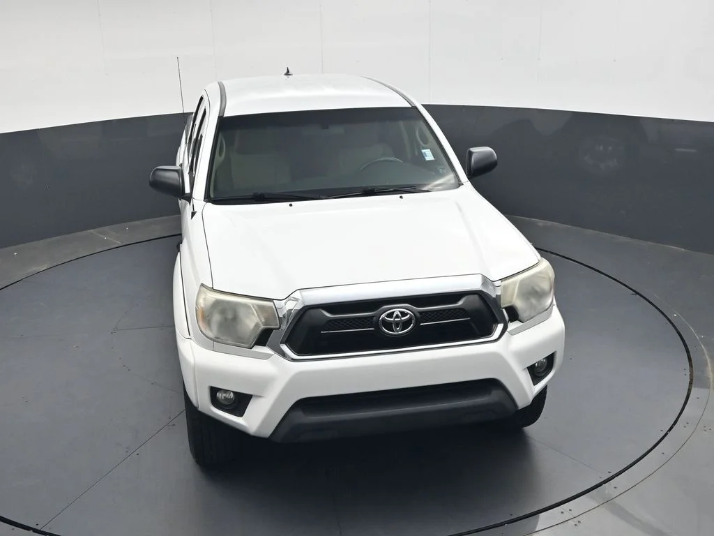 Used 2015 White Toyota PreRunner image 32