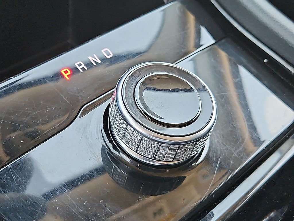 Used 2023 Black Jeep Laredo image 19