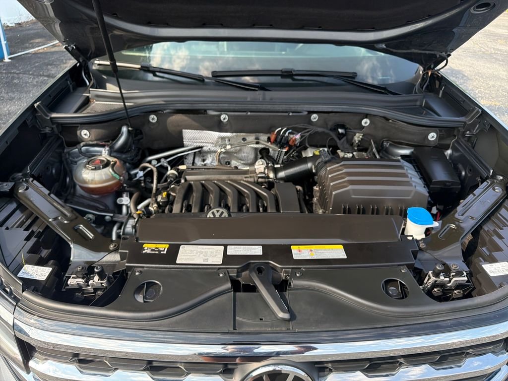 New 2026 Black Volkswagen 2.0T SE image 23
