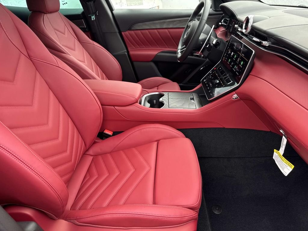 2026 Maserati Grecale Modena V6 - Photo 26