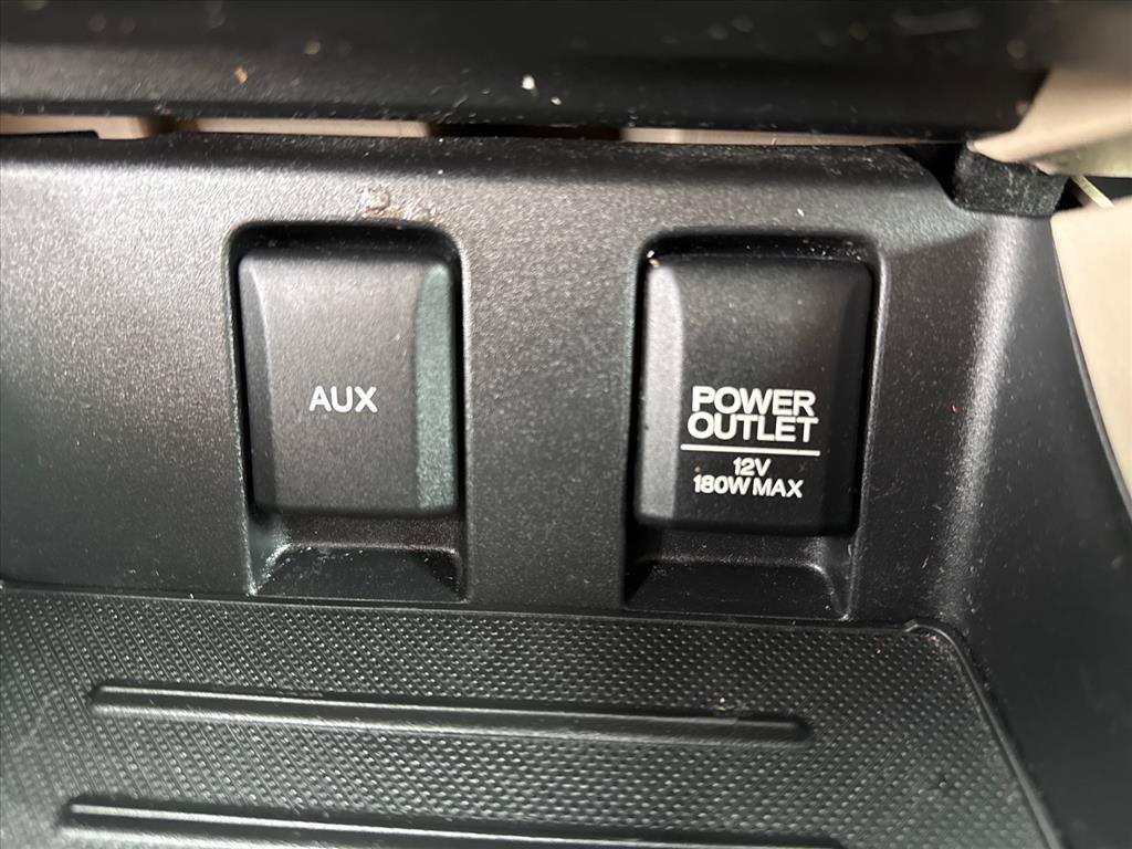 Used 2015 Red Honda LX image 13