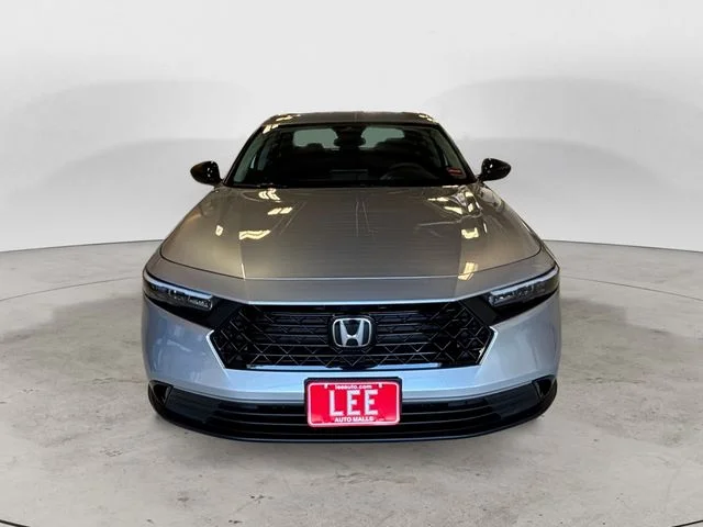 New 2026 Silver Honda SE image 9
