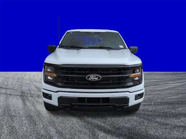 New 2026 Oxford White Ford XLT image 9