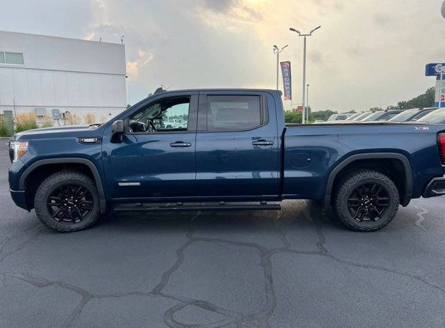Used 2021 Pacific Blue Metallic GMC Elevation image 5