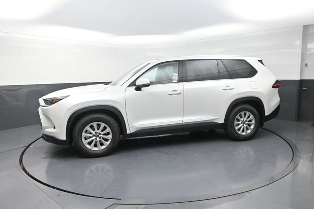 Used 2026 Beige Toyota XLE image 41