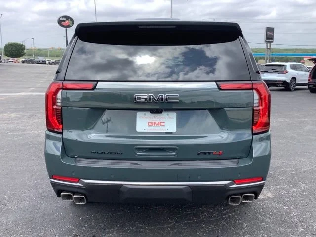 2026 GMC Yukon XL AT4 - Photo 6