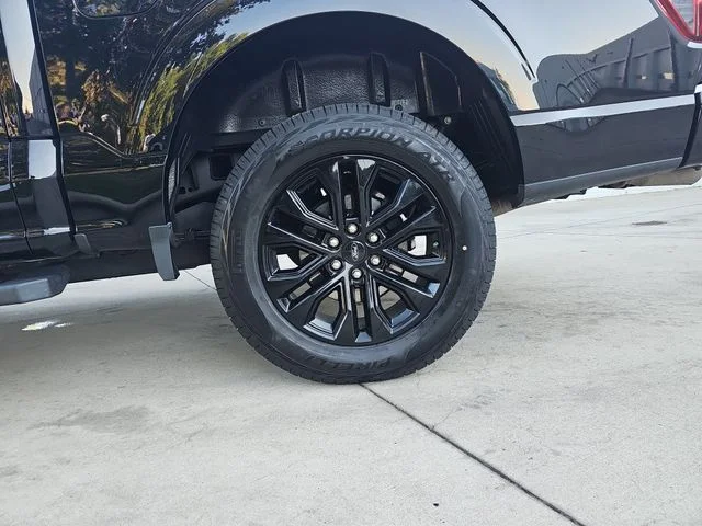 Used 2024 Black Ford XLT image 29
