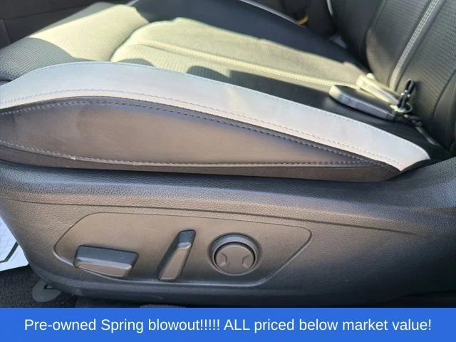 Used 2025 White Kia GT-Line image 32