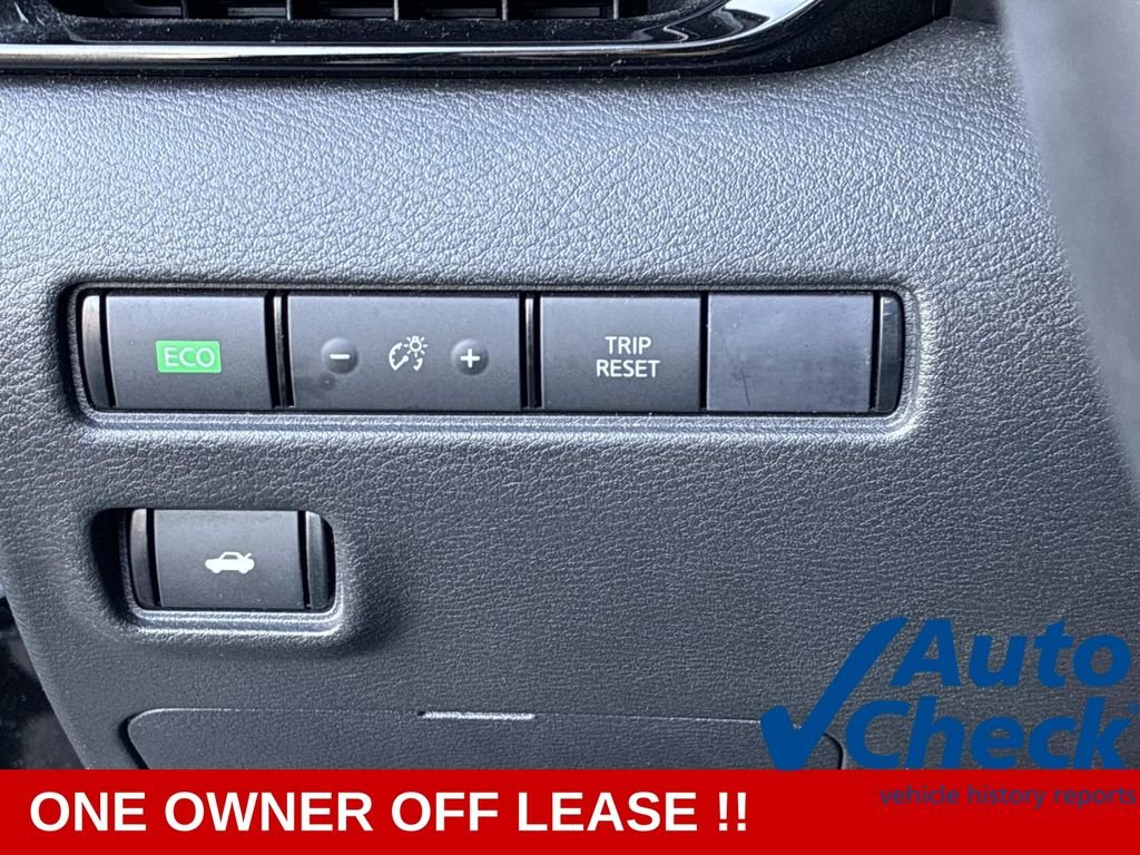 Used 2023 Black Nissan SR image 23