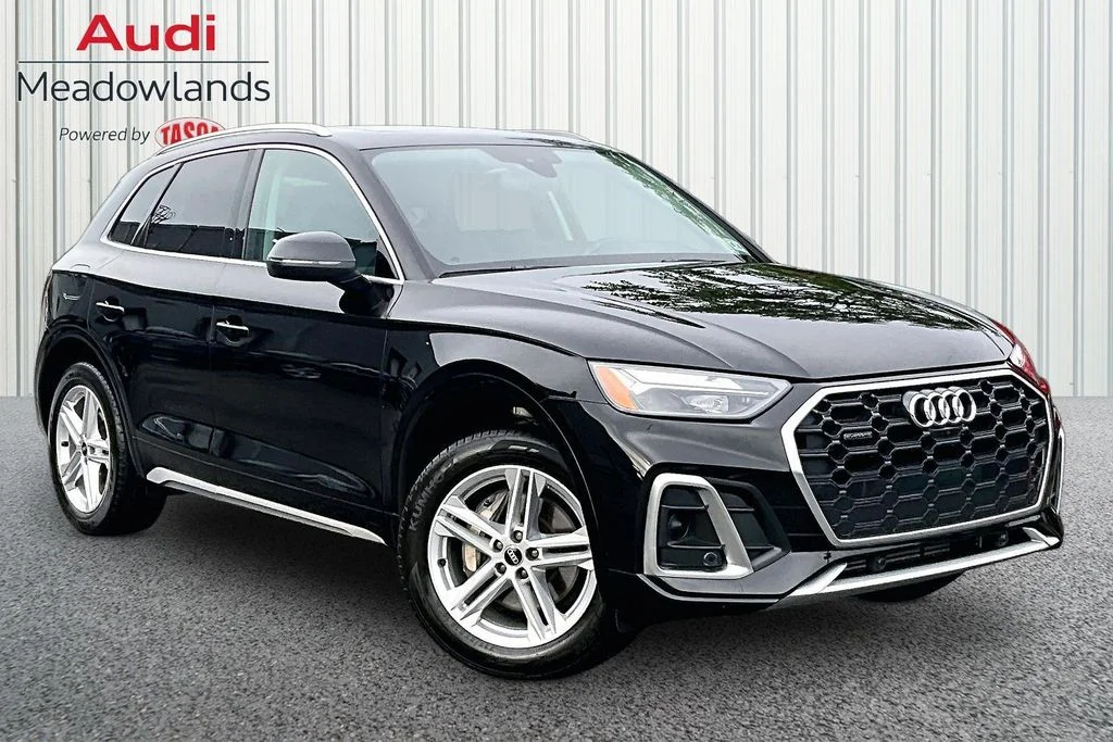 Used 2023 Black Audi 55 Premium image 3