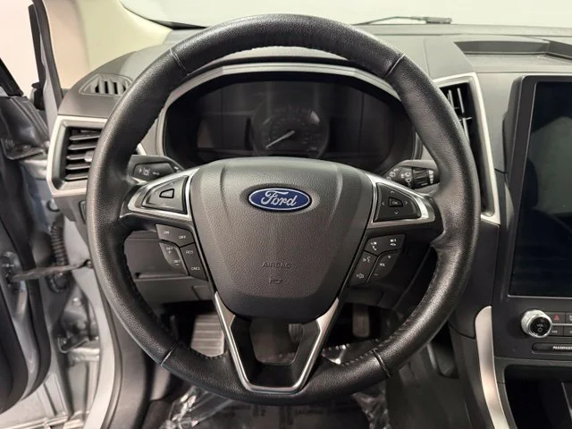 Used 2024 Silver Ford SEL image 17