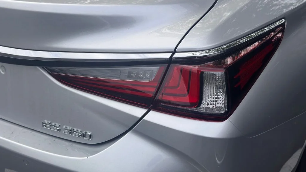 Used 2021 Silver Lexus 350 image 8